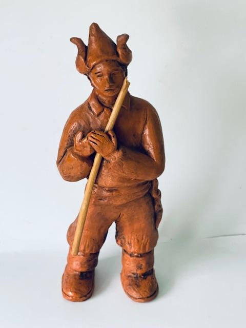 Oud terracotta beeldje China. Chinees stenen beeld krijger., Ophalen