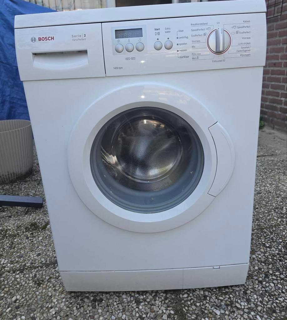 Bosch wasmachine Serie 2 VarioPerfect, Ophalen, 1200 tot 1600 toeren, 4 tot 6 kg, Zo goed als nieuw