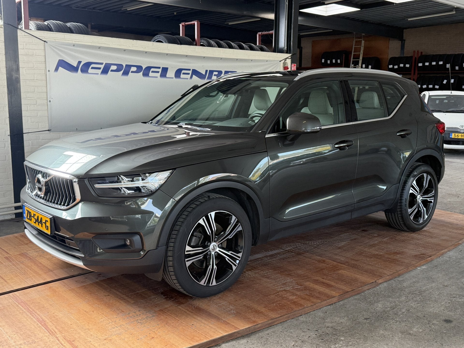 Volvo XC40 2.0 T4 Inscription (bj 2019, automaat), 12 maanden, 15 km/l, Euro 6, Bedrijf
