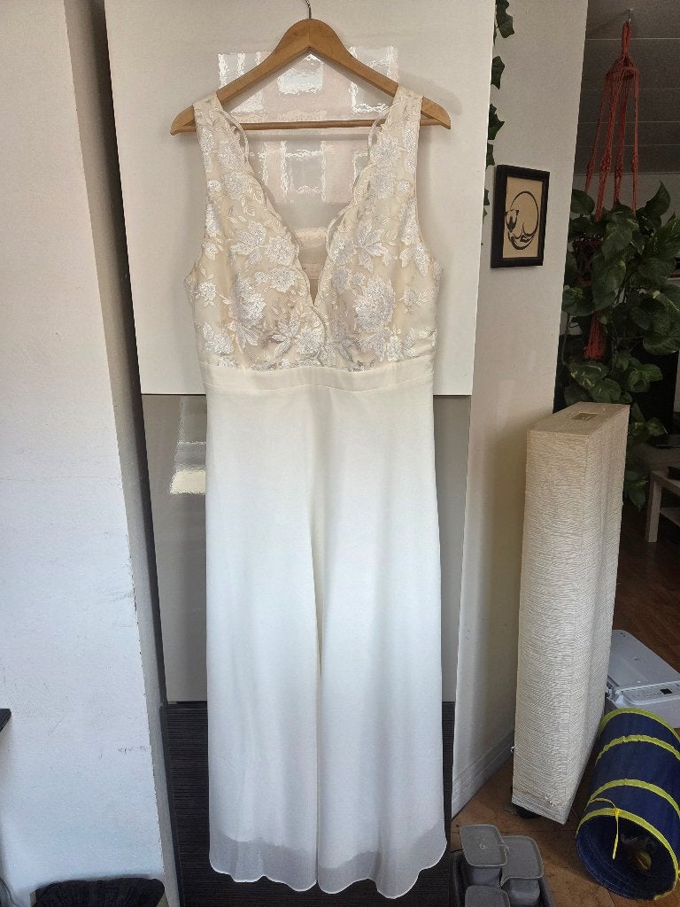 Bruidsjurk maat 48 + schoenen in de aanbieding maat 39, Kleding | Dames, Trouwkleding en Trouwaccessoires, Ophalen, Gedragen, Wit