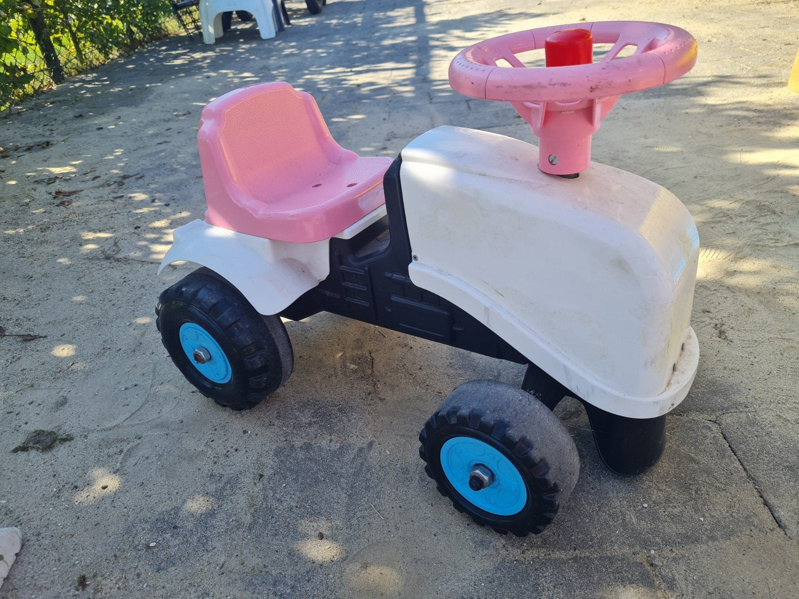 Loopauto tractor roze wit, Ophalen
