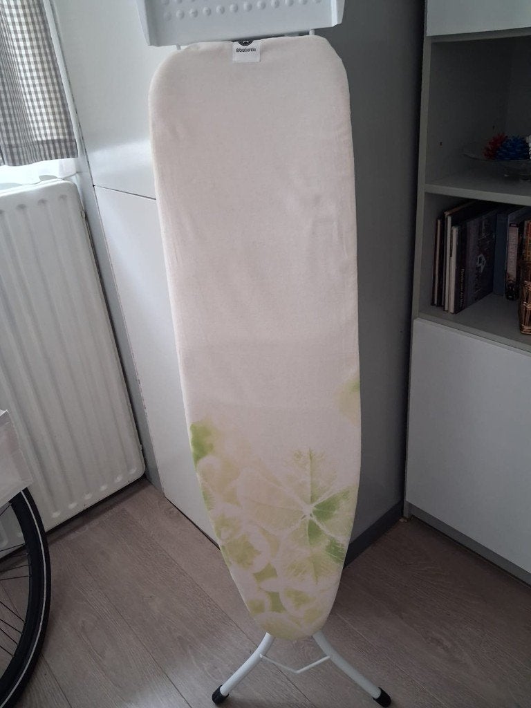 Nieuwstaat strijkplank brabantia, Witgoed en Apparatuur, Strijkijzers en Strijkplanken, Ophalen of Verzenden, Zo goed als nieuw