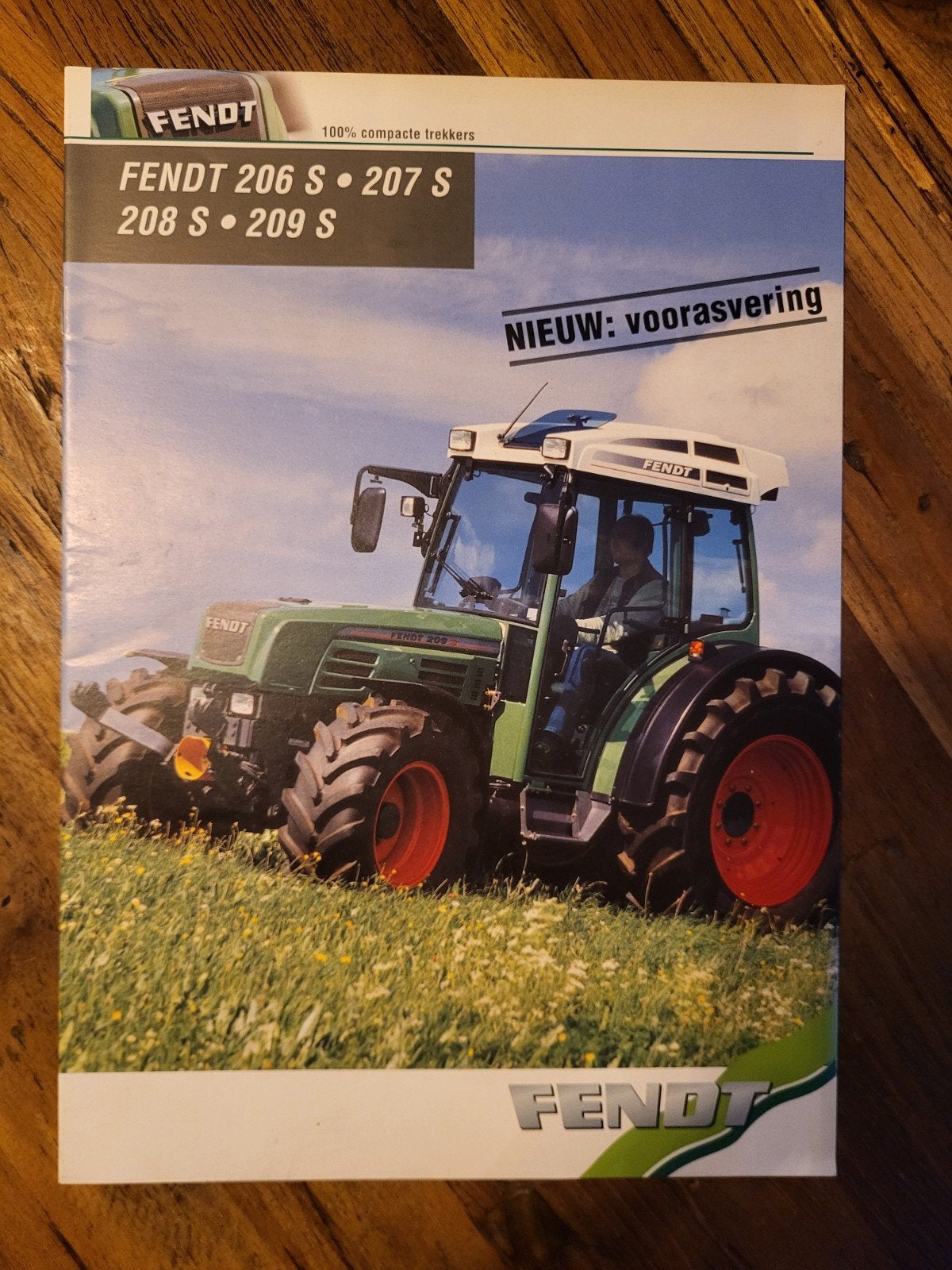 tractor folder Fendt 206 S 207 S 208 S 209 S, Ophalen of Verzenden, Zo goed als nieuw