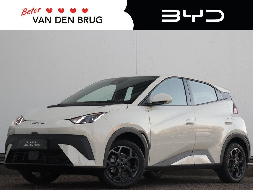 BYD DOLPHIN SURF Boost 43 kWh | Demovoordeel! | 322km WLTP |, Auto's, BYD, 1345 kg, Zwart, 4 stoelen, Wit