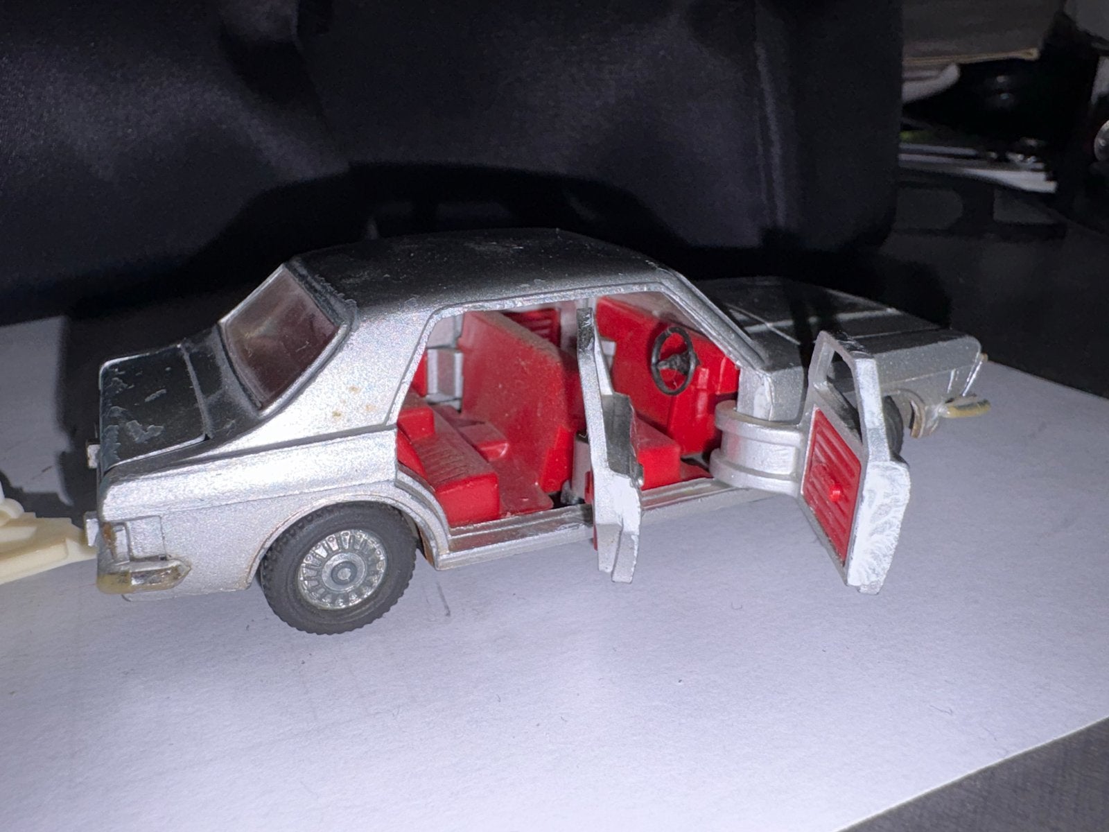 Dinky Toys Ford Zodiac met Caravan - Vintage Speelgoed, Ophalen of Verzenden, Gebruikt, Auto