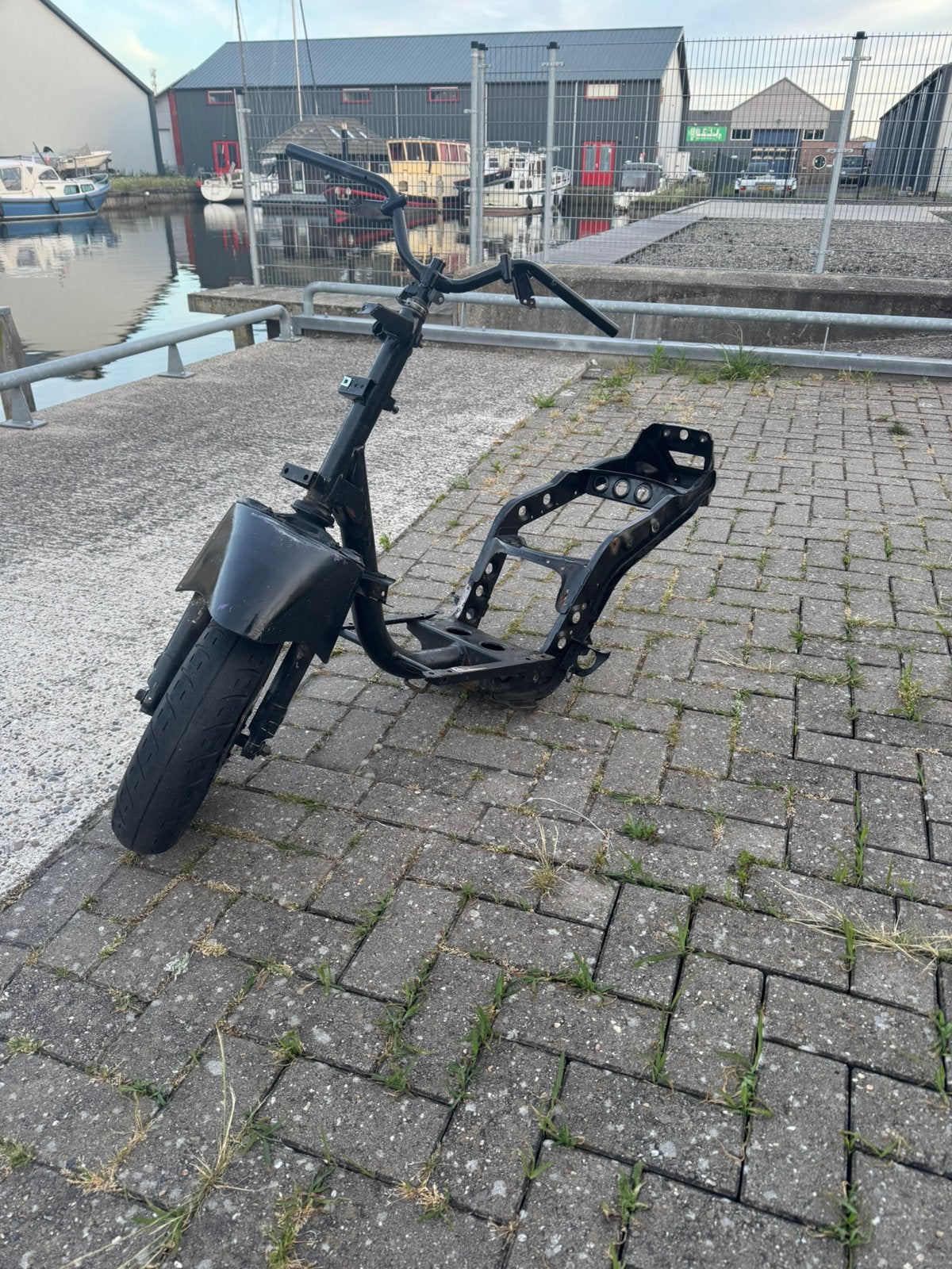 Zip frame zonder 123, Ophalen, Zo goed als nieuw, Frame, Piaggio