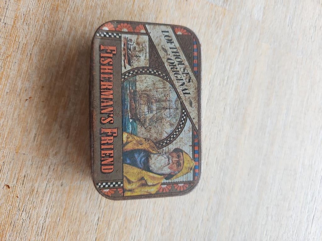 Vintage Fisherman's Friend blikje - oud stalen bakje, Verzamelen, Blikken, Ophalen of Verzenden, Gebruikt, Overige, Overige merken