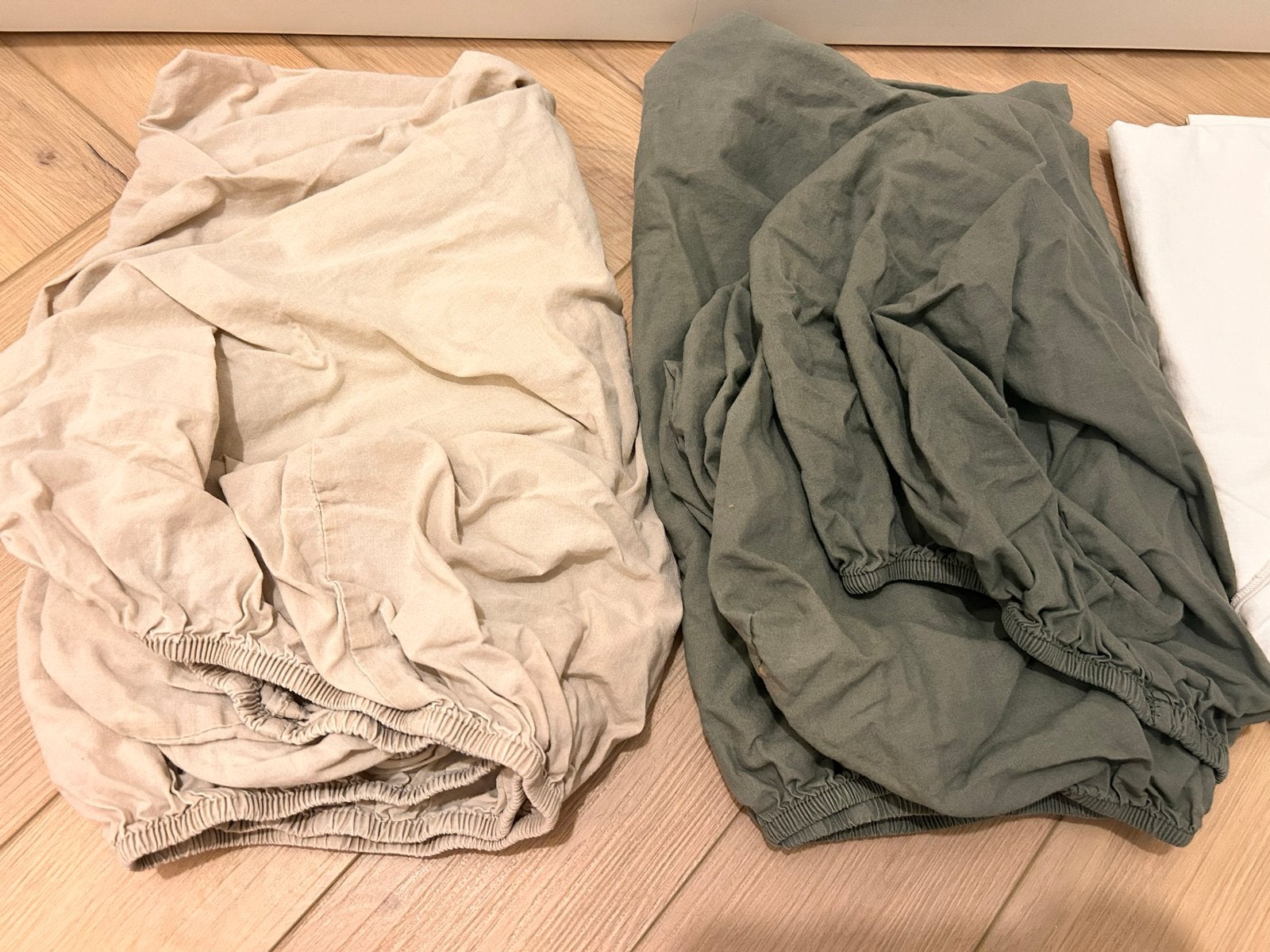 Complete baby beddengoedset: dekbed, klamboe, hoezen, Beddengoedset, Katoen, Ademend, Ophalen of Verzenden