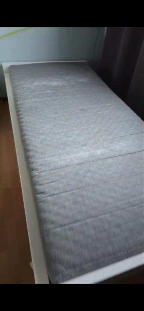 Eenpersoonsbed met opberglades, Huis en Inrichting, Slaapkamer | Bedden, Ophalen, Gebruikt, 90 cm, Eenpersoons