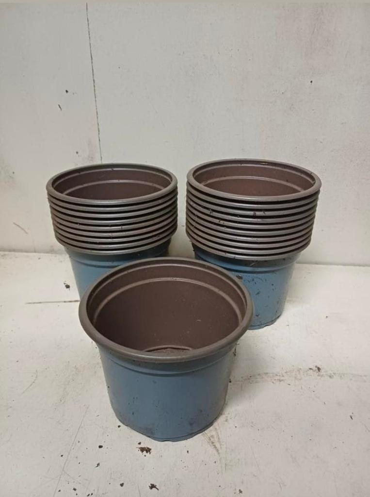 Kweekpotten plantenpotten bloempotten 2 liter, Tuin en Terras, Bloempotten, Kunststof, Gebruikt, Rond, Ophalen of Verzenden