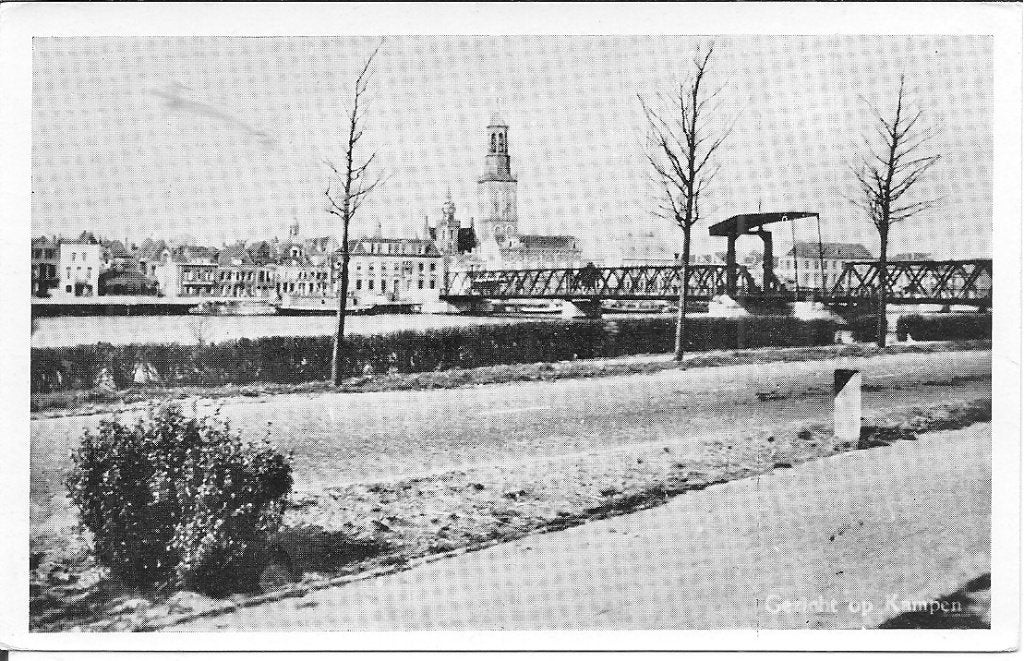 Zeldzame Ansichtkaart Kampen met IJsselbrug - omstreeks 1960, Ophalen of Verzenden, 1940 tot 1960, Ongelopen, Overijssel