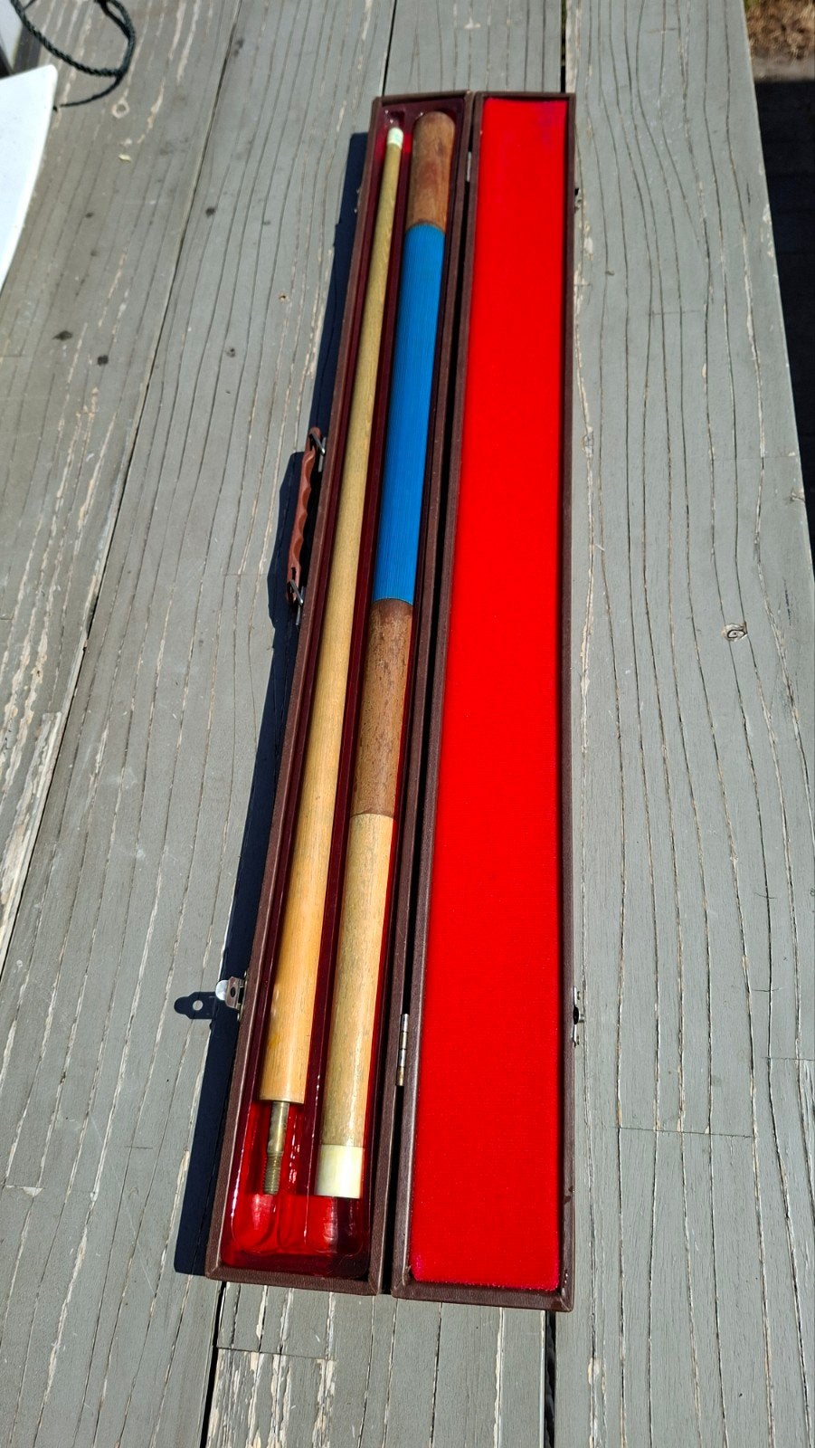 Vintage Tweedelige Biljartkeu / Poolkeu met Hardcase Koffer, Ophalen of Verzenden, Keu of Ballen