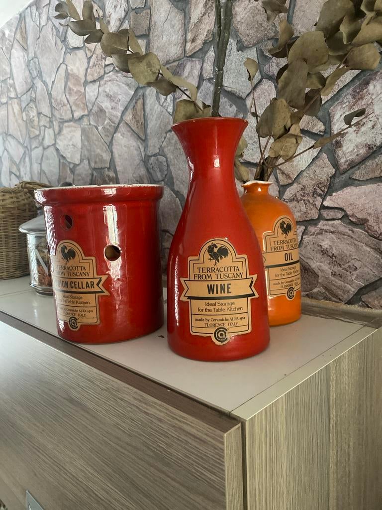 Terracotta potten uit Toscane: ui, olie, wijn, Huis en Inrichting, Woonaccessoires | Vazen, Gebruikt, Rood, Ophalen
