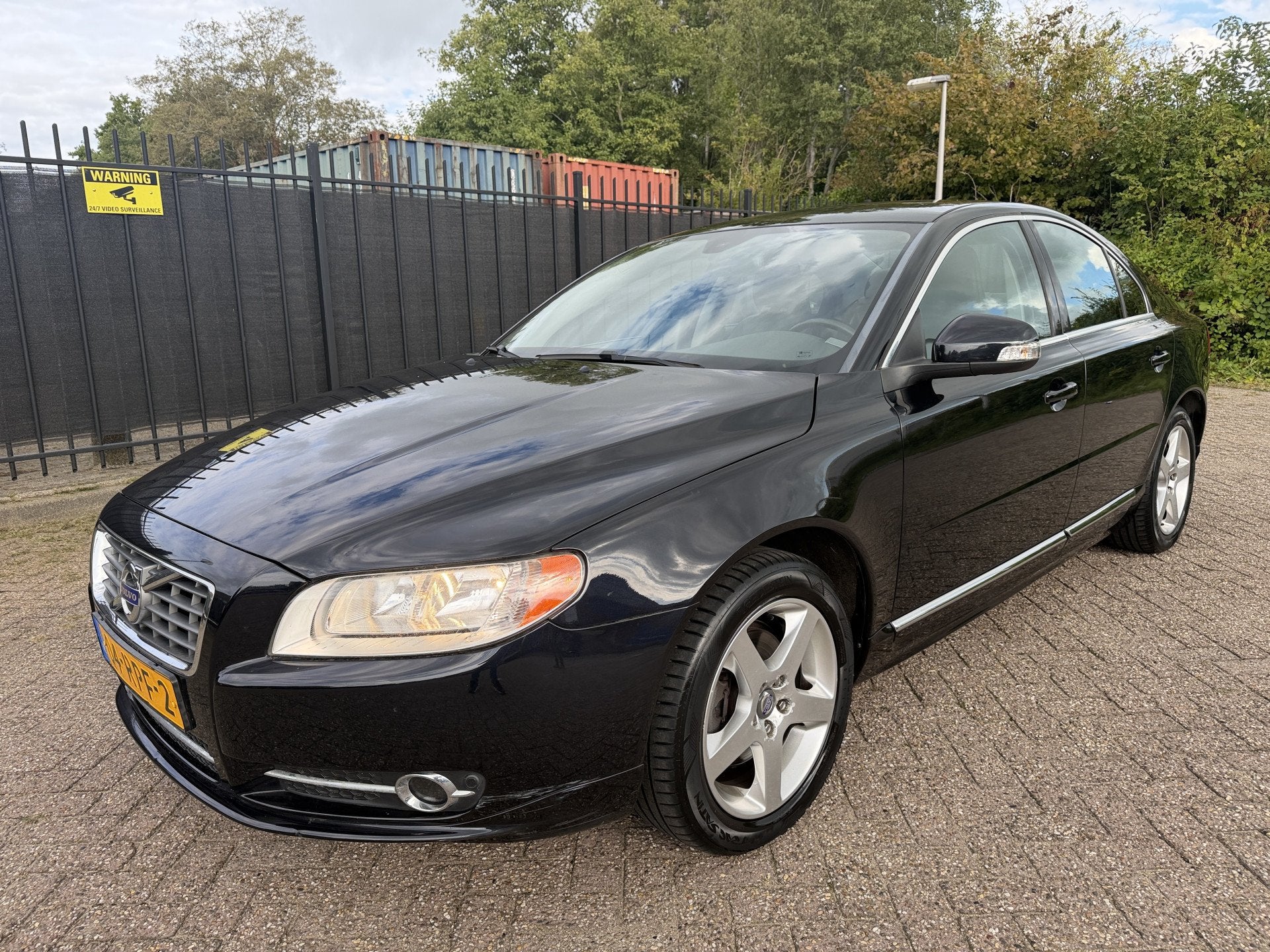 Volvo S80 2.0 T Momentum Leer/Stoelverw/Clima/Navi/PDC, Auto's, Euro 5, Zwart, 4 cilinders, Zwart