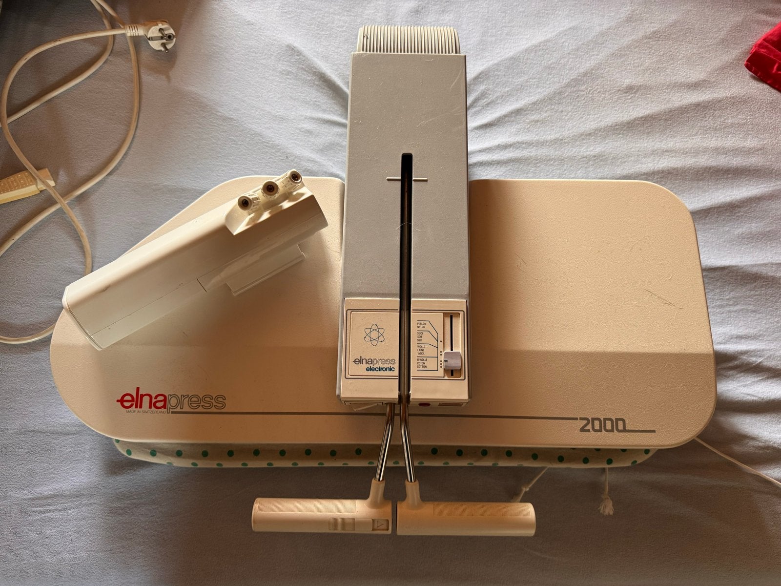 ElnaPress 2000 Electronic Strijkpers - Made in Switzerland, Ophalen, Gebruikt, Strijkijzer met snoer