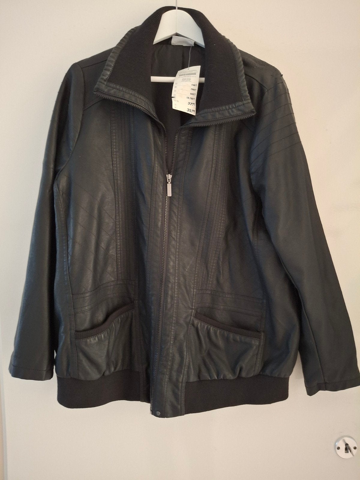 GRATIS.Nieuw imitatie leren dames jack zwart., Kleding | Dames, Ophalen, Zo goed als nieuw, Maat 46/48 (XL) of groter, Zwart