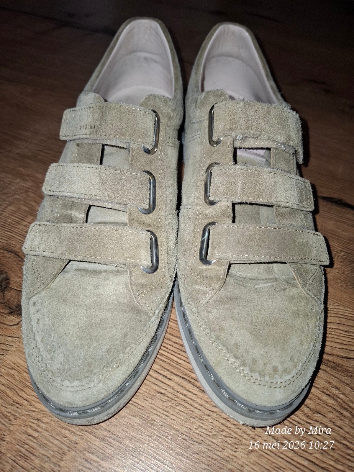 Maat 41 beige met klittenband, Kleding | Heren, Ophalen of Verzenden, Overige kleuren