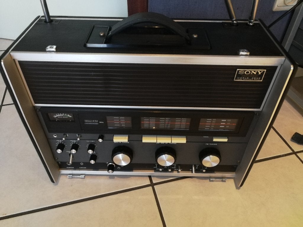 wereld radio Sony CRF 220 uit 1972, Ophalen, Gebruikt, Wereldontvanger