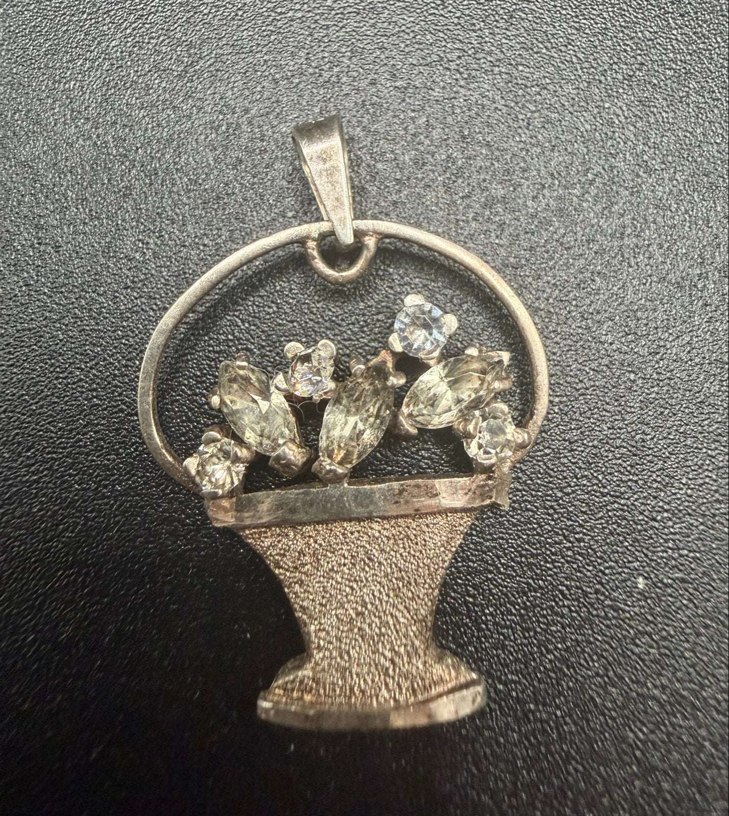 Vintage Italiaans 800 Zilveren Bloemenmand Hanger - Vicenza, Sieraden, Tassen en Uiterlijk, Antieke sieraden, Ophalen of Verzenden