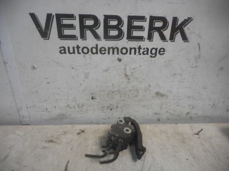 REMDRUKVERDELER achter Opel Astra F (53B) (01-1993/03-2001), Auto-onderdelen, Bahnhofsplatz 65423 Rüsselsheim am Main, DE, Gebruikt