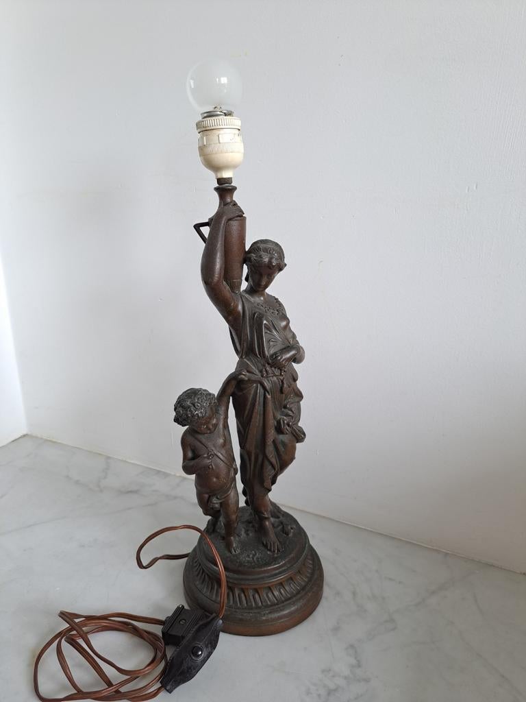 Antieke bronzen tafellamp met klassieke figuren, Ophalen of Verzenden
