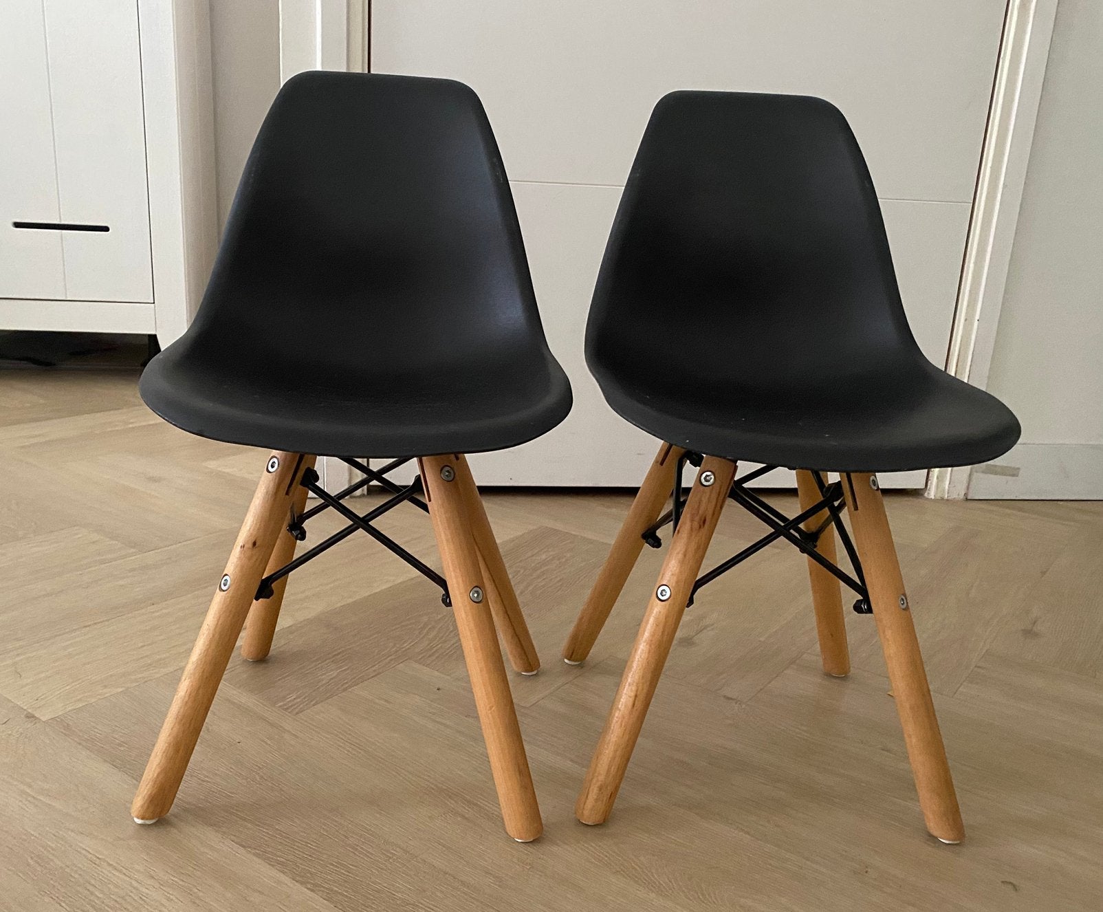 Kinder stoeltjes twee stuks., Kinderen en Baby's, Ophalen, Zo goed als nieuw, Stoel(en)