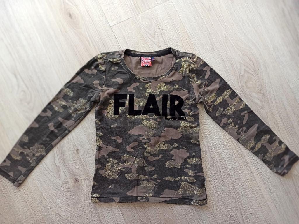 Zgan Vingino shirt camouflage met goud en 'FLAIR' 110..', Ophalen of Verzenden, Zo goed als nieuw, Vingino, Meisje