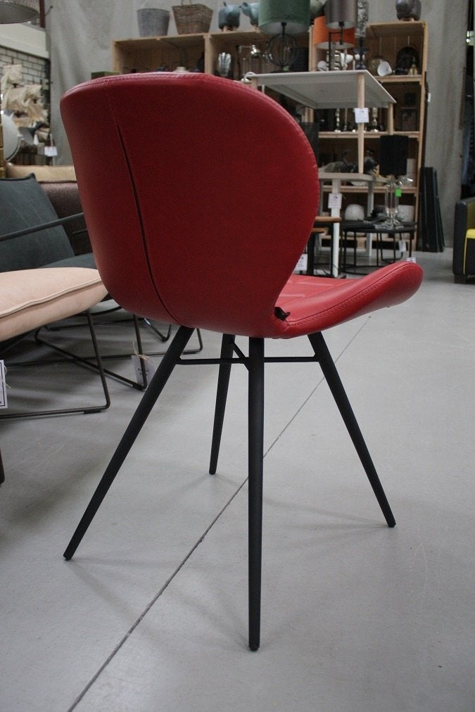 Leuke eetkamerstoelen metaal skai rood vlinderstoel (9x), Huis en Inrichting, Stoelen, Ophalen, Zo goed als nieuw, Metaal, Vijf, Zes of meer stoelen