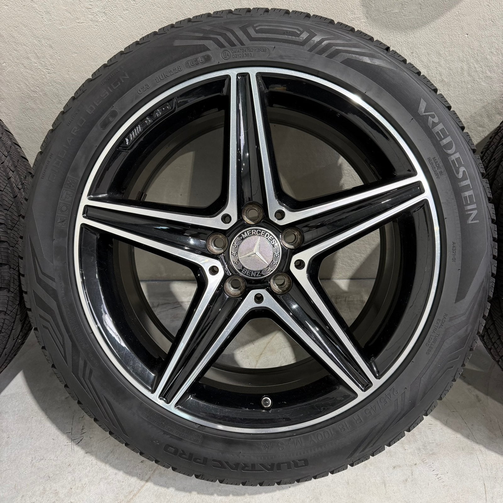 18 inch Origineel Mercedes E klasse AMG velgen met Allseason, Auto-onderdelen, Banden en Velgen, 18 inch, Ophalen of Verzenden