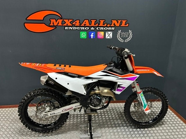 KTM 250 SXF 2024 Beauty ! no 350 / 450 SXF (bj 2024), 250 cc, Crossmotor, Gebruikt, Bedrijf