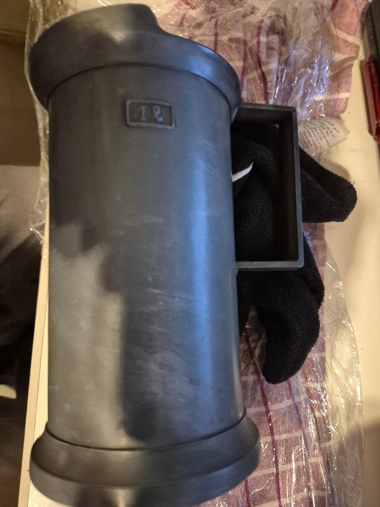 Set van 2 tinnen maatbekers 1 en 0,5 liter 95% zuiver tin., Antiek en Kunst, Antiek | Tin, Ophalen of Verzenden