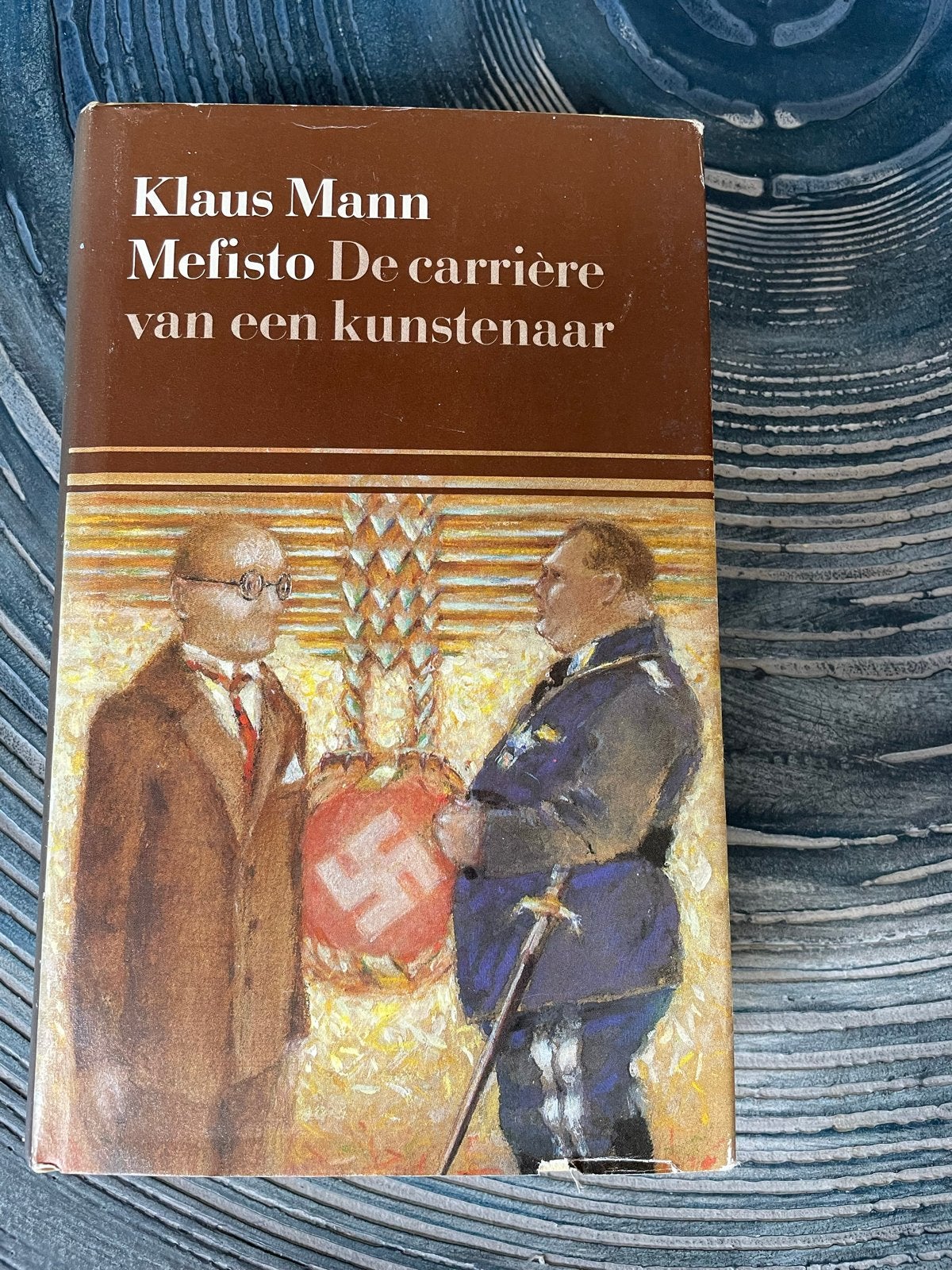 Mefisto: De carrière van een kunstenaar - Klaus Mann, Ophalen of Verzenden, Gelezen, Nederland
