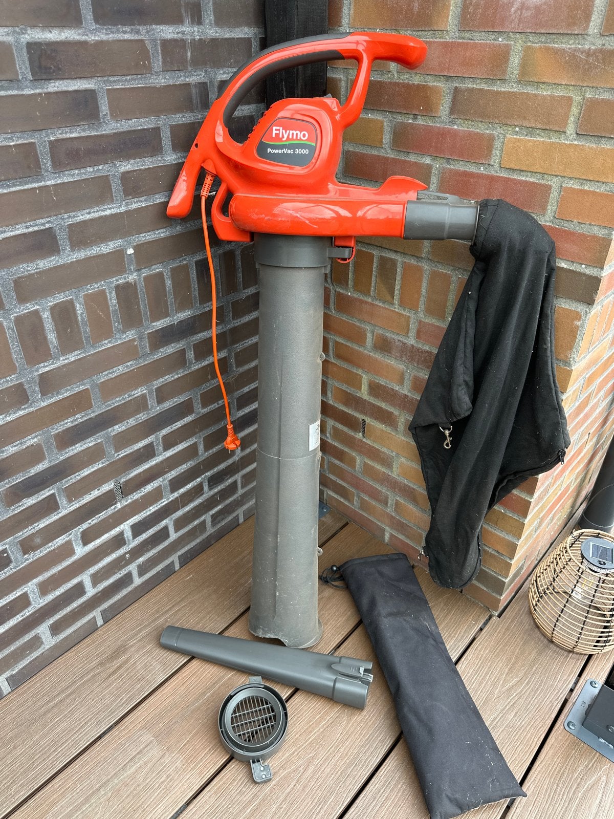 Flymo PowerVac 3000 Bladblazer en Bladzuiger, Gebruikt, Handgedragen, Ophalen of Verzenden, Met opvangzak