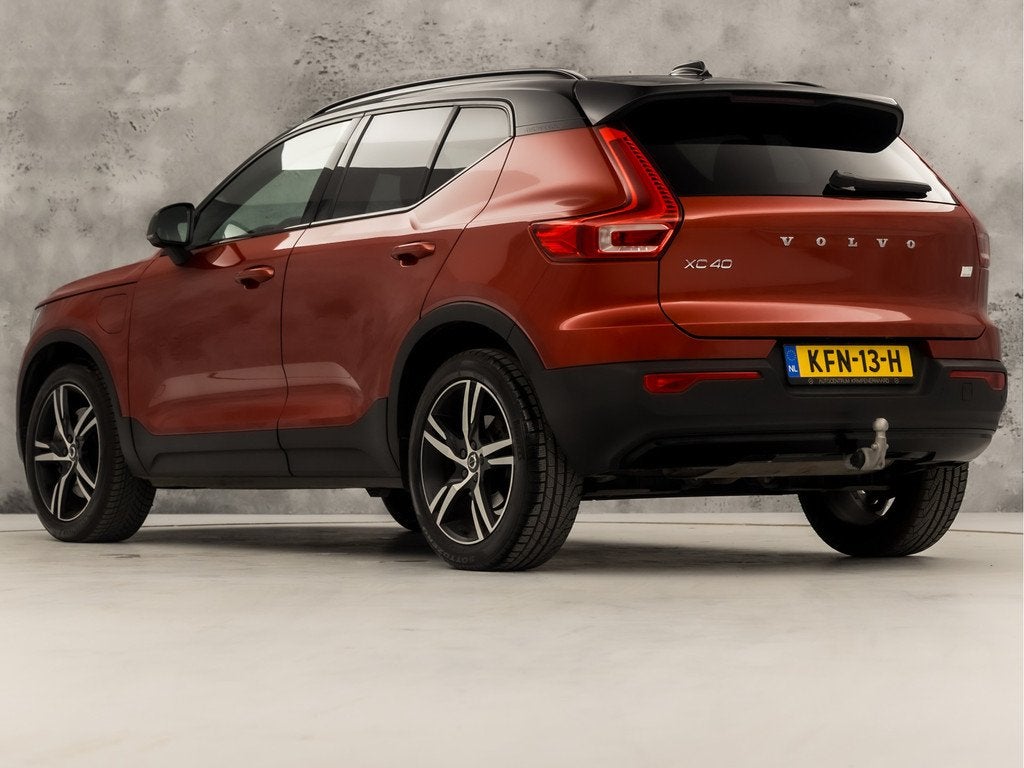 Volvo XC40 1.5 T5 Recharge R-Design 262Pk Automaat (APPLE CA, Auto's, 12 maanden, Gebruikt, Zwart, Bedrijf