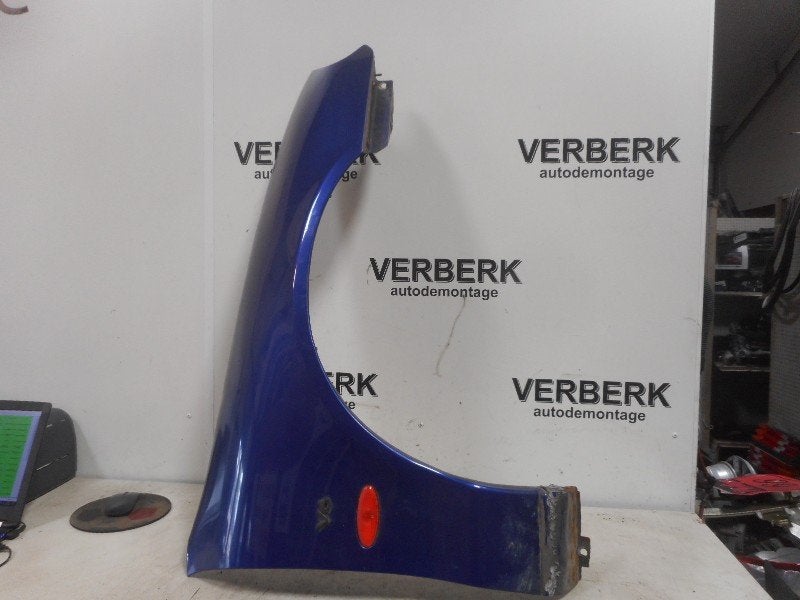Spatbord Rechts Voor Ford Mondeo II (1999-05/2000-09), Auto-onderdelen, Gebruikt, Henry-Ford-Straße  1, Köln 50735, , Duitsland