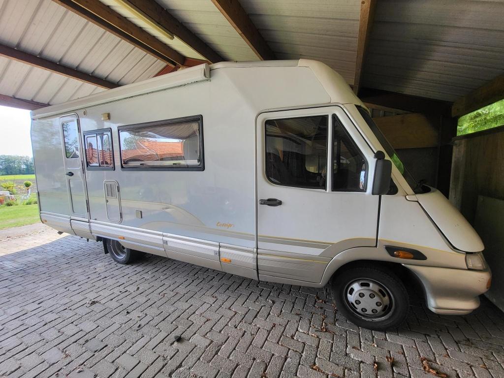 Caravans And Camping Laika