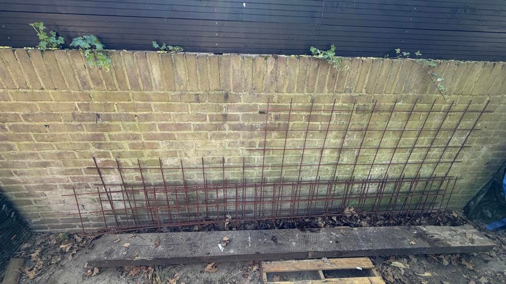 4 stuks bouwstaalmatten, 50 cm breed, 240-300 cm lang, Doe-het-zelf en Verbouw, Metalen, Ophalen, Gebruikt, IJzer