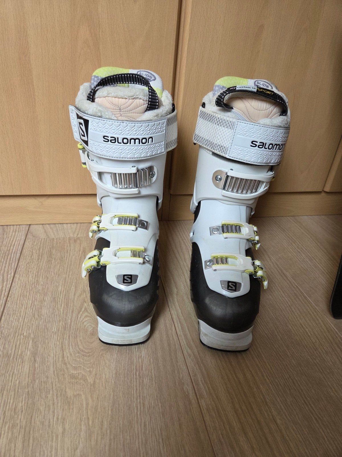 Skischoenen Salomon dames maat 26 (Europees 40,5), 160 tot 180 cm, Gebruikt, Schoenen, Salomon