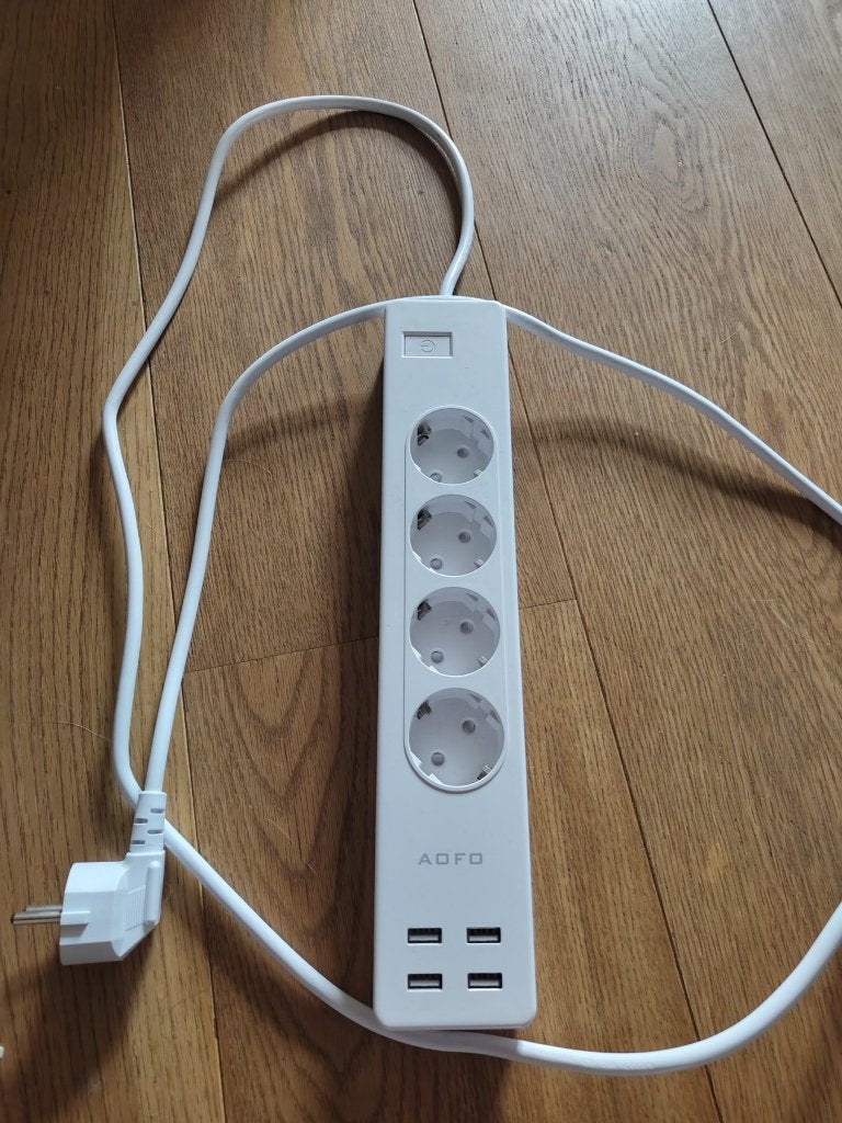 AOFO 4-Outlet EU Smart Power Strip, Ophalen, Zo goed als nieuw