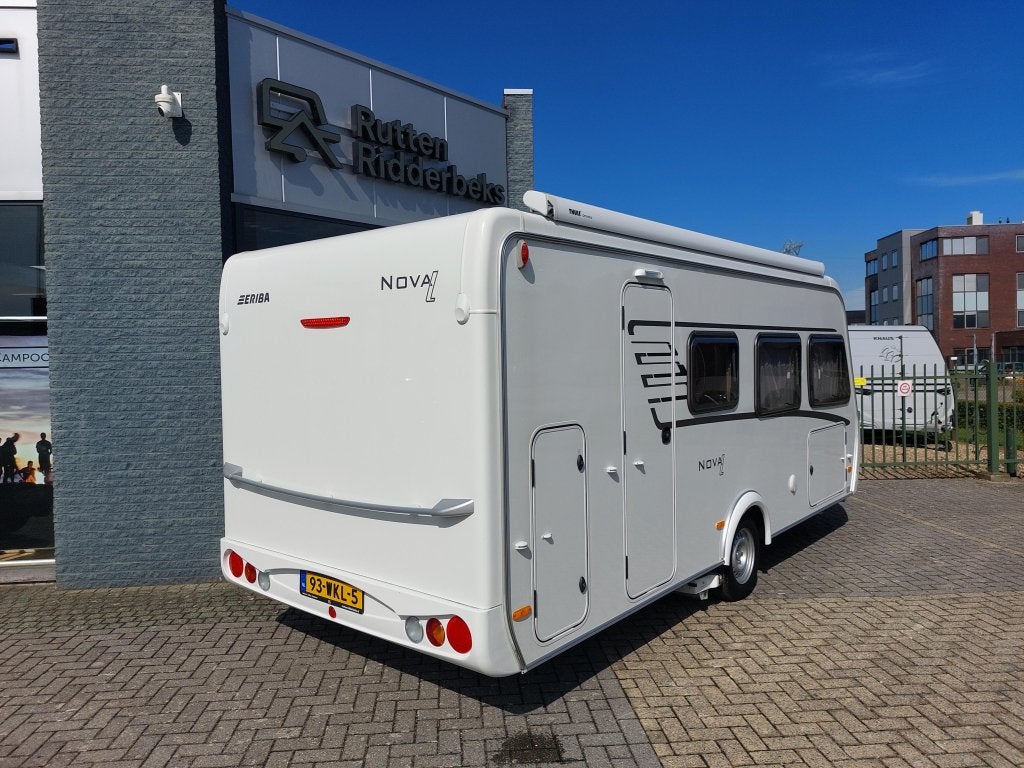Eriba Nova Light 515, Standaardzit, Fietsenrek, Bedrijf, Dwarsbed