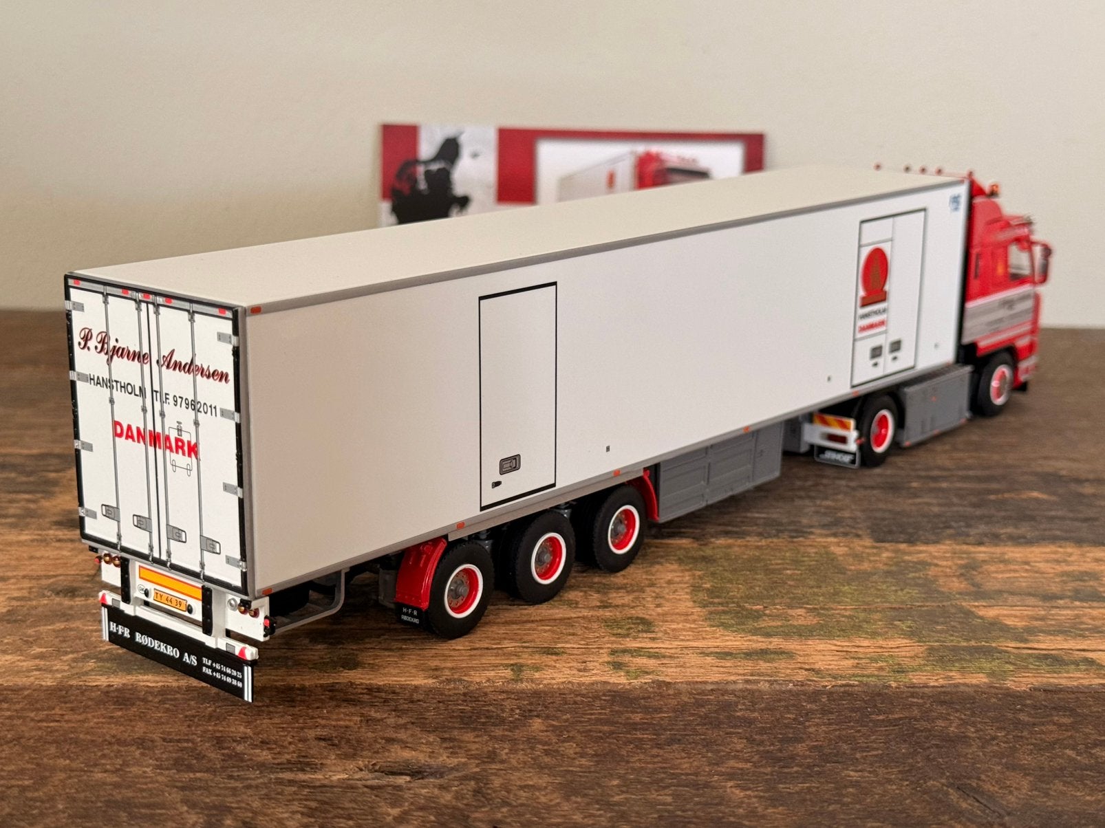 WSI - Scania 143 Streamline P. Bjarne Andersen PBA, Ophalen of Verzenden, Zo goed als nieuw, Bus of Vrachtwagen, Wsi