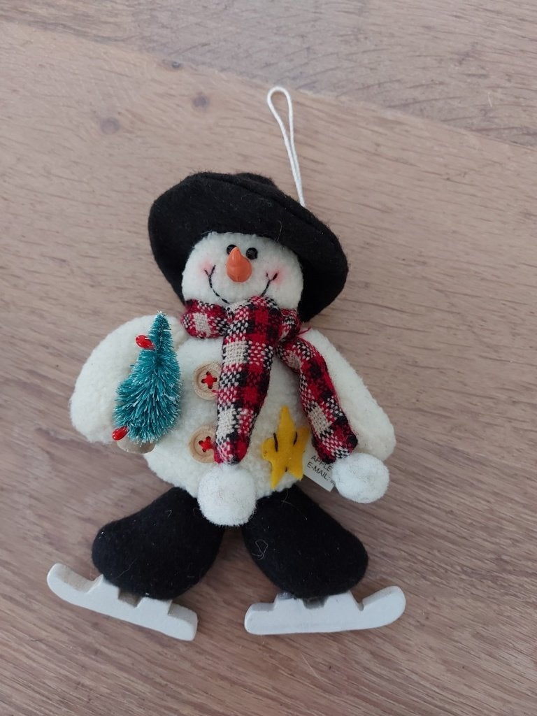 Sneeuwpop hanger - schaatsen - winterdecoratie - ca. 16 cm, Ophalen of Verzenden, Zo goed als nieuw