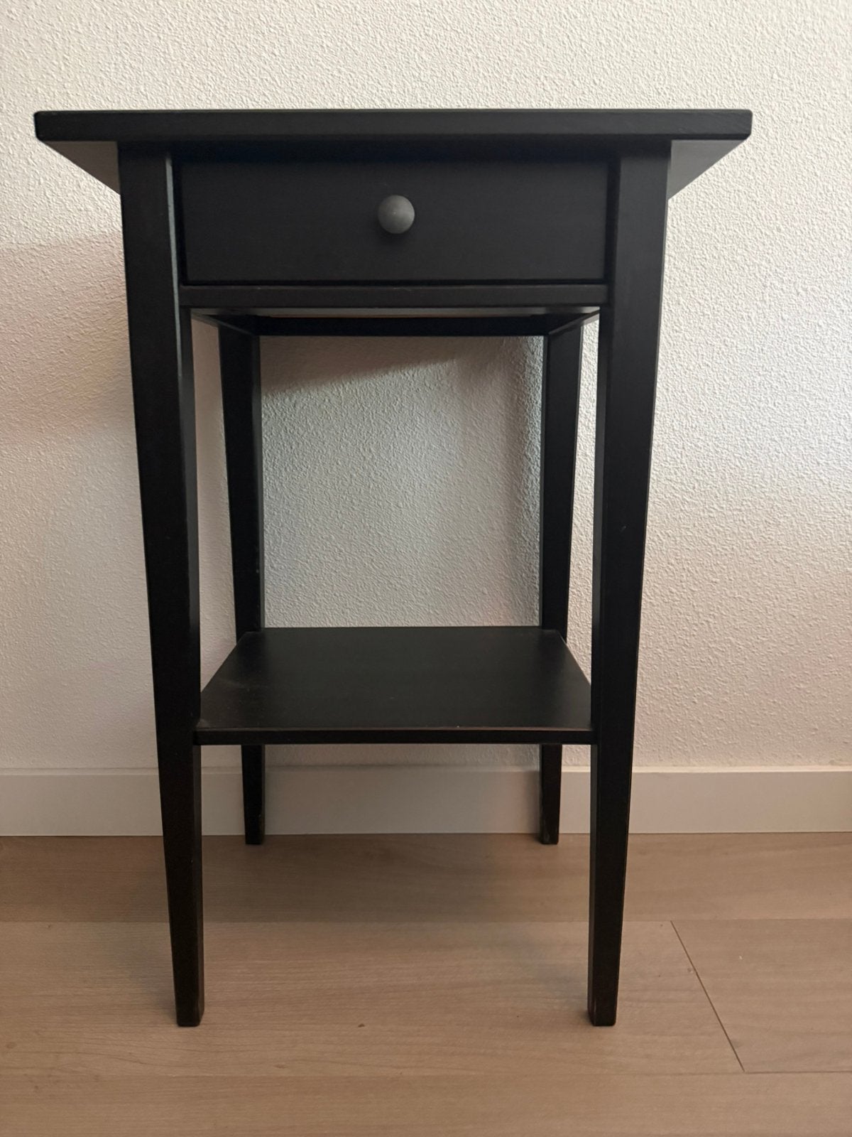 2 x houten nachtkastjes met lade, Huis en Inrichting, Slaapkamer | Nachtkastjes, Ophalen, Gebruikt, Minder dan 45 cm, 55 tot 70 cm