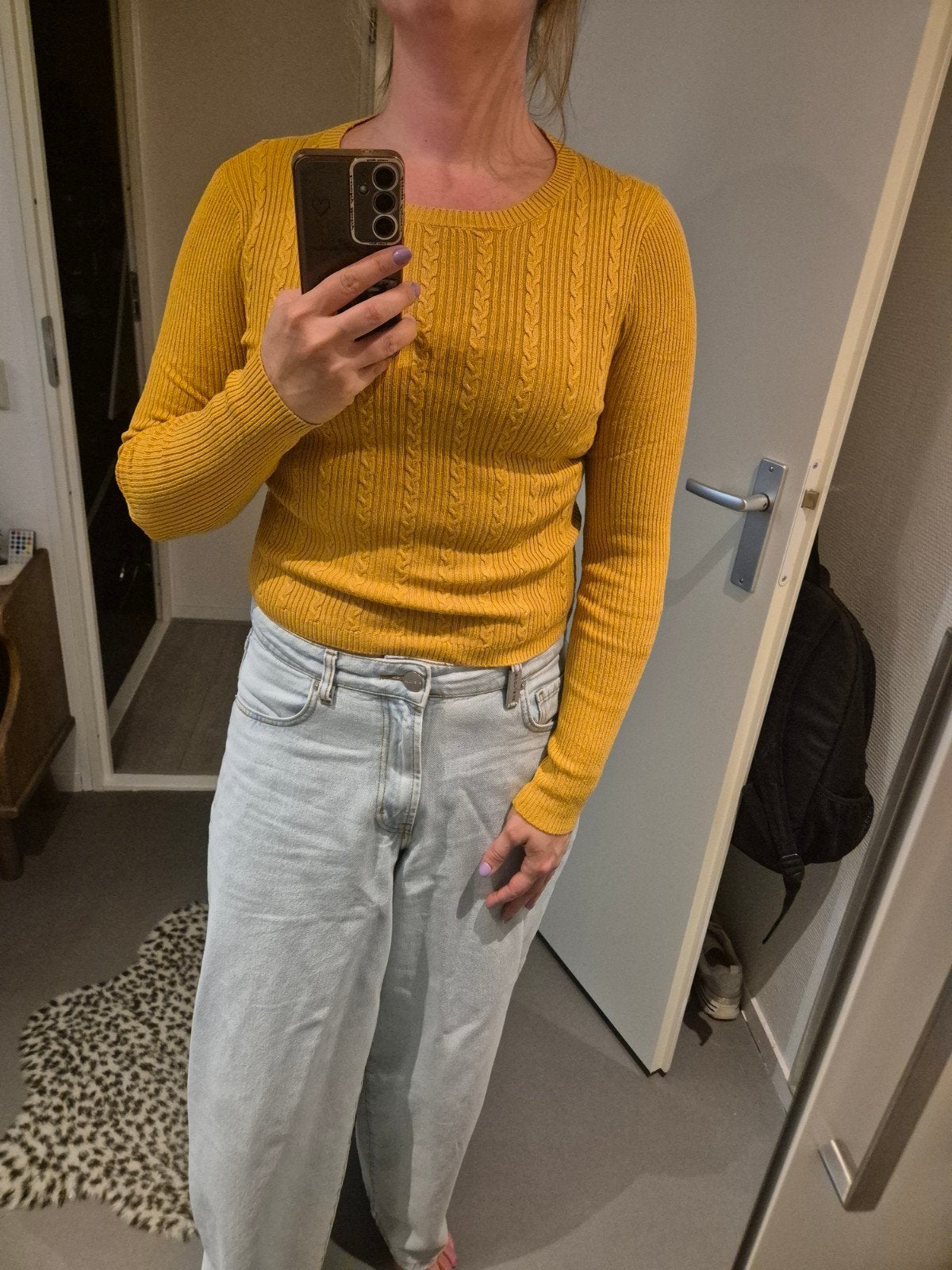 Bershka knitwear maat M, Maat 38/40 (M), Geel, Zo goed als nieuw, Bershka