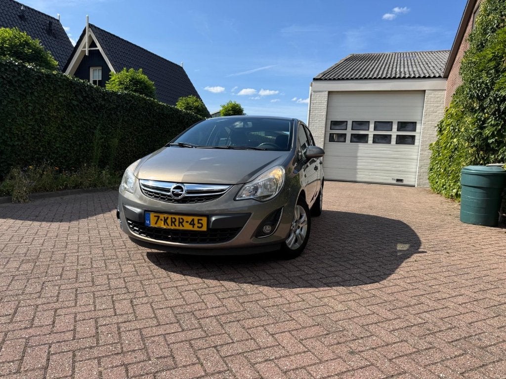 Opel Corsa 1.2 16V 5D 2013 Bruin Airco | Cruise Co, Voorwielaandrijving, 1063 kg, 4 cilinders, Bruin