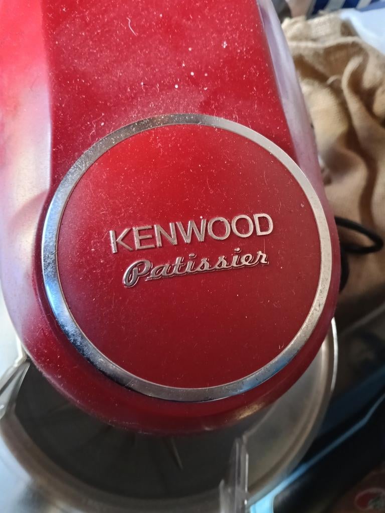Kenwood Patissier Keukenmixer Rood, 2 tot 3 liter, Ophalen, Gebruikt, 3 snelheden of meer