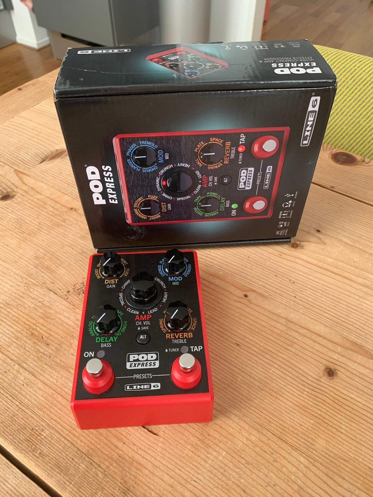 Line6 Pod Express - multi-effect en amp simulator pedaal, Muziek en Instrumenten, Effecten, Ophalen of Verzenden, Zo goed als nieuw