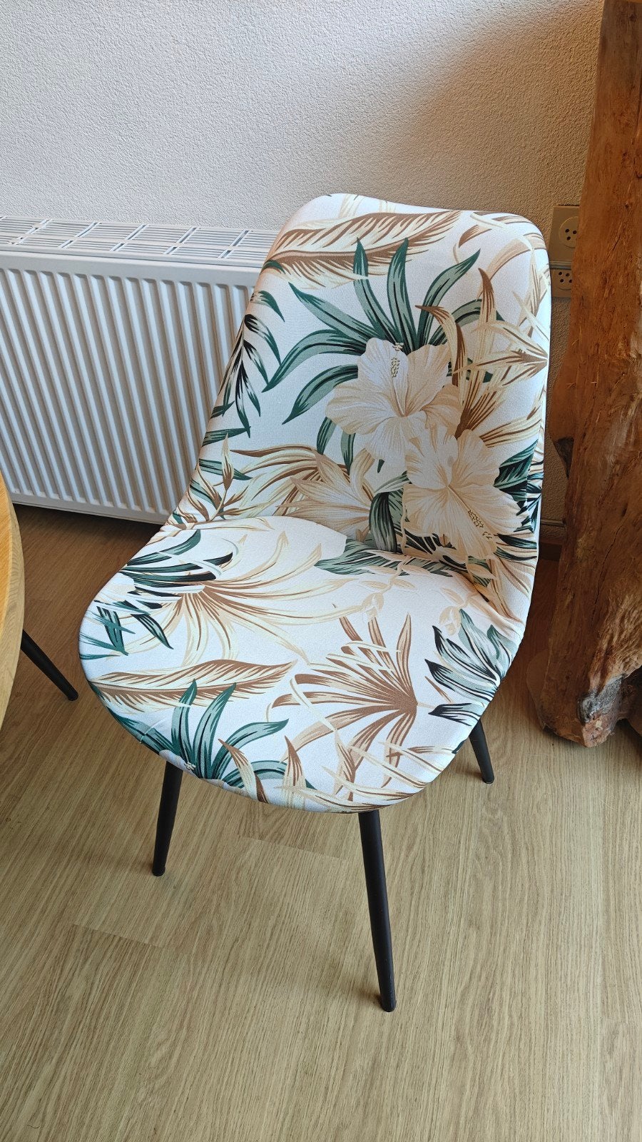 6x kuipstoelen met metalen onderstel + botanische hoezen, Ophalen, Gebruikt, Landelijk industrieel botanisch Scandinavisch, Zwart