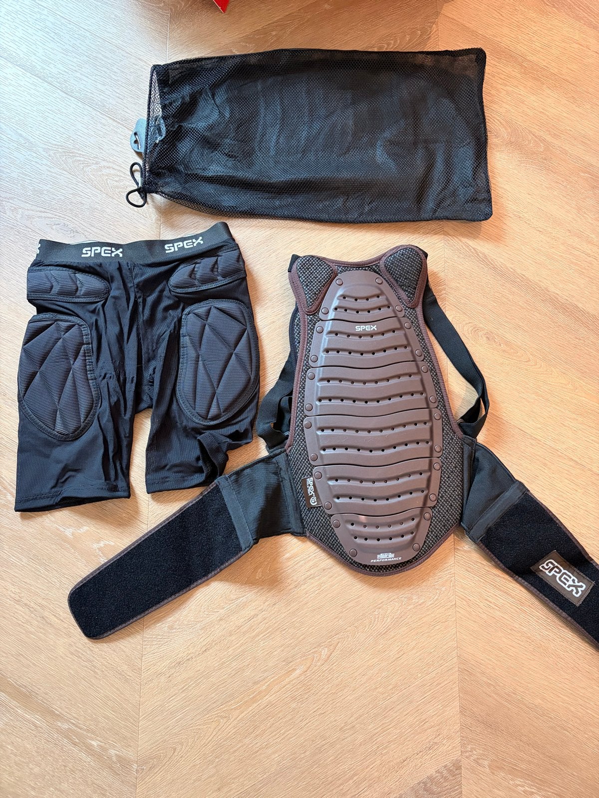 Spex rugbeschermer en beschermingsbroek voor skiën/snowboard, Sport en Fitness, Overige merken, Gebruikt, Overige typen, Ophalen of Verzenden