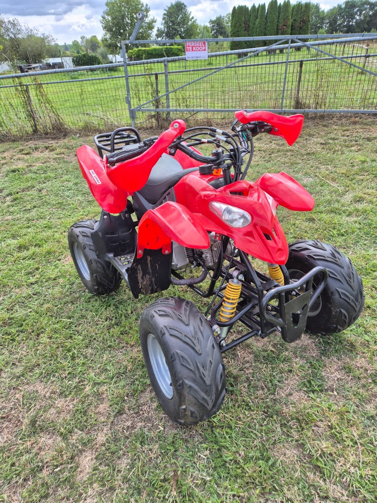Mooie 110cc 4-takt kinderquad in nette staat, Fietsen en Brommers, Minibikes, Midibikes en Pitbikes, Ophalen, Overige typen, Zo goed als nieuw